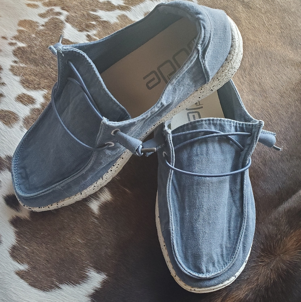 Hey Dude Women's Blue Casual Shoes